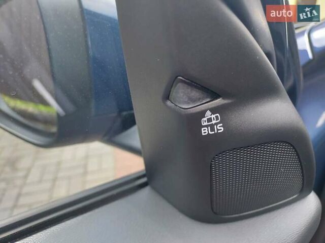 Синій Вольво B60, об'ємом двигуна 1.97 л та пробігом 224 тис. км за 13033 $, фото 47 на Automoto.ua