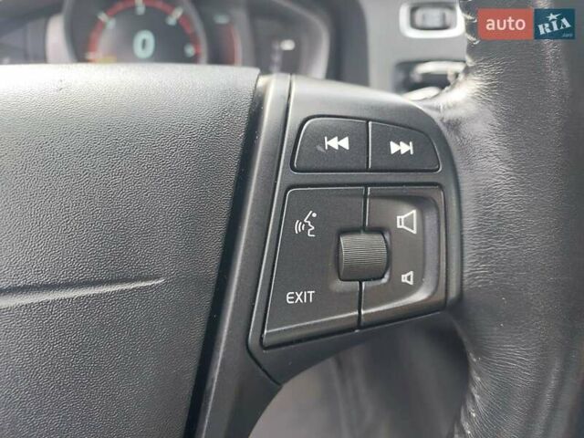 Синій Вольво B60, об'ємом двигуна 1.97 л та пробігом 224 тис. км за 13033 $, фото 20 на Automoto.ua