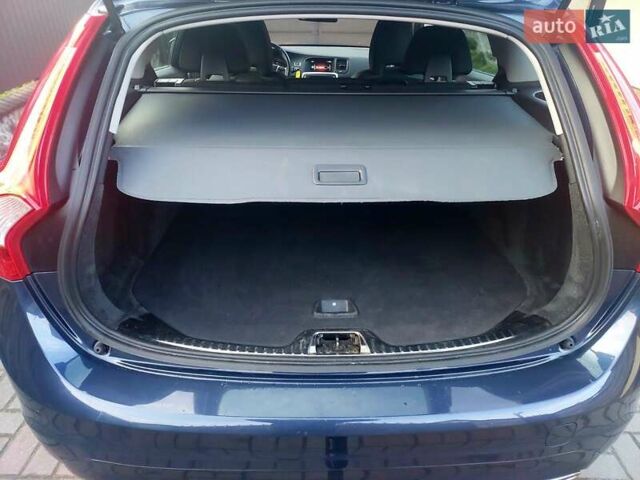 Синій Вольво B60, об'ємом двигуна 2 л та пробігом 238 тис. км за 12555 $, фото 19 на Automoto.ua