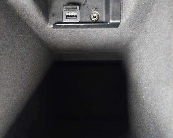 Синій Вольво B60, об'ємом двигуна 1.97 л та пробігом 224 тис. км за 13033 $, фото 56 на Automoto.ua