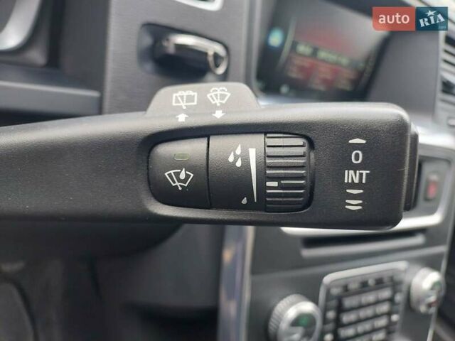 Синій Вольво B60, об'ємом двигуна 1.97 л та пробігом 224 тис. км за 13033 $, фото 30 на Automoto.ua