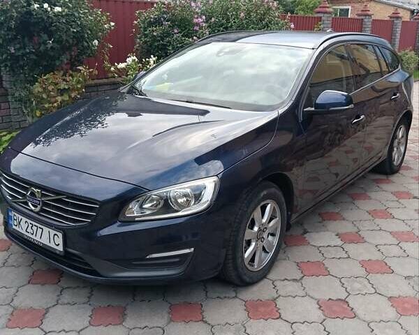 Вольво B60 2014 у Рівному на Automoto.ua Синій Вольво B60, об'ємом двигуна 1.56 л та пробігом 245 тис. км за 11500 $, фото 1 на Automoto.ua