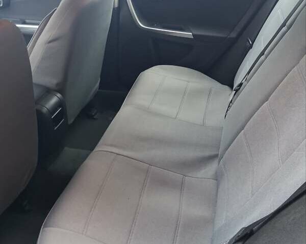 Вольво B60 2014 у Рівному на Automoto.ua Синій Вольво B60, об'ємом двигуна 1.56 л та пробігом 245 тис. км за 11500 $, фото 2 на Automoto.ua