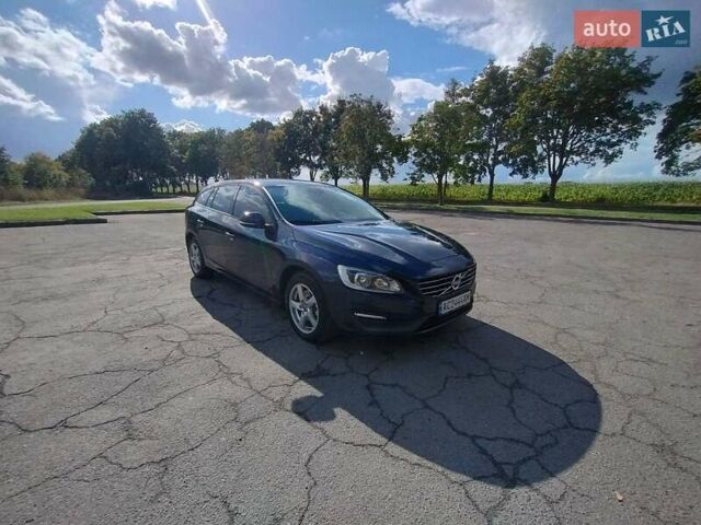 Синій Вольво B60, об'ємом двигуна 1.56 л та пробігом 279 тис. км за 10500 $, фото 4 на Automoto.ua