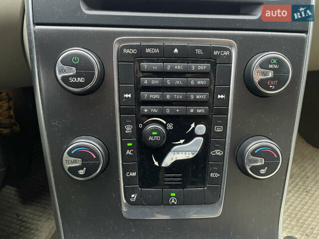 Синій Вольво B60, об'ємом двигуна 1.97 л та пробігом 129 тис. км за 14000 $, фото 23 на Automoto.ua