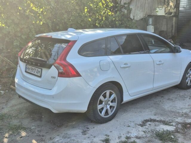 Синий Вольво B60, объемом двигателя 2 л и пробегом 245 тыс. км за 502 $, фото 2 на Automoto.ua