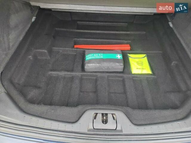 Синій Вольво B60, об'ємом двигуна 1.97 л та пробігом 224 тис. км за 13033 $, фото 51 на Automoto.ua