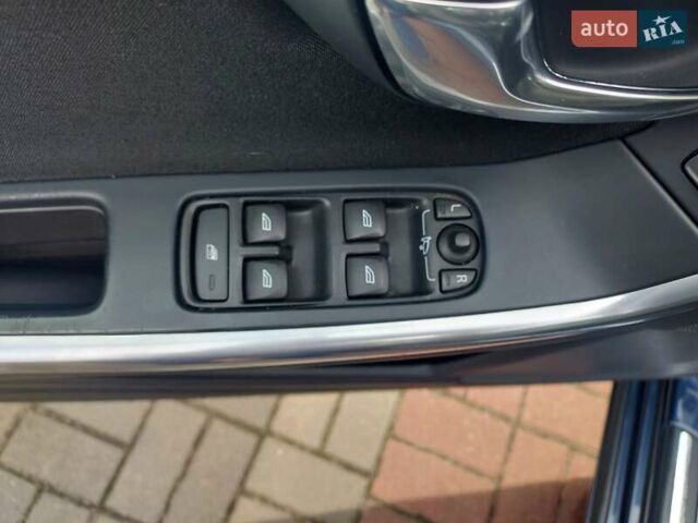 Синій Вольво B60, об'ємом двигуна 1.97 л та пробігом 224 тис. км за 13033 $, фото 52 на Automoto.ua