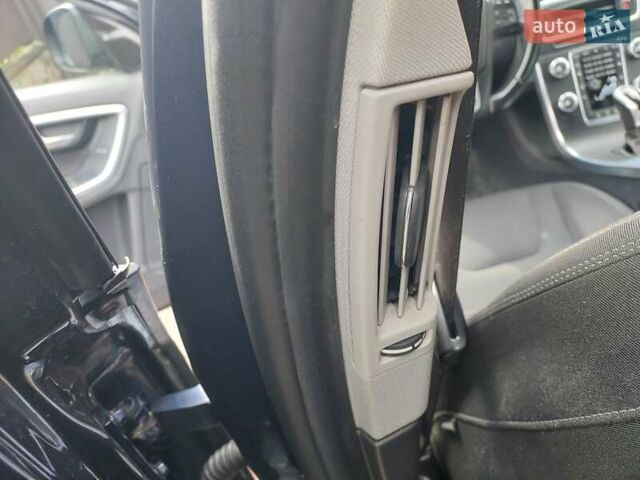 Синій Вольво B60, об'ємом двигуна 1.97 л та пробігом 224 тис. км за 13033 $, фото 46 на Automoto.ua