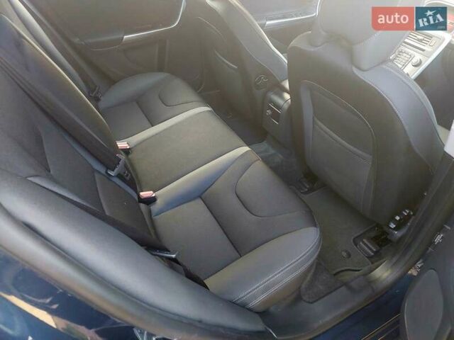 Синий Вольво B60, объемом двигателя 2 л и пробегом 238 тыс. км за 12222 $, фото 25 на Automoto.ua