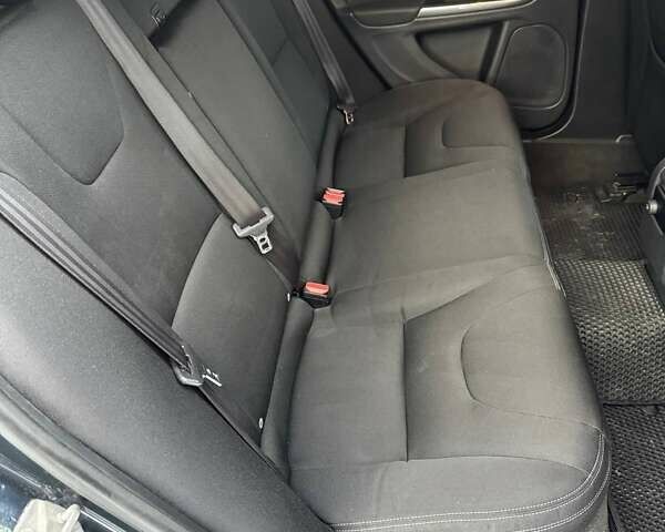 Синій Вольво B60, об'ємом двигуна 1.56 л та пробігом 285 тис. км за 9500 $, фото 23 на Automoto.ua