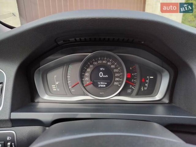 Синий Вольво B60, объемом двигателя 1.56 л и пробегом 280 тыс. км за 9600 $, фото 13 на Automoto.ua