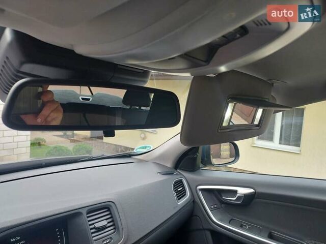 Синій Вольво B60, об'ємом двигуна 1.97 л та пробігом 224 тис. км за 13033 $, фото 41 на Automoto.ua