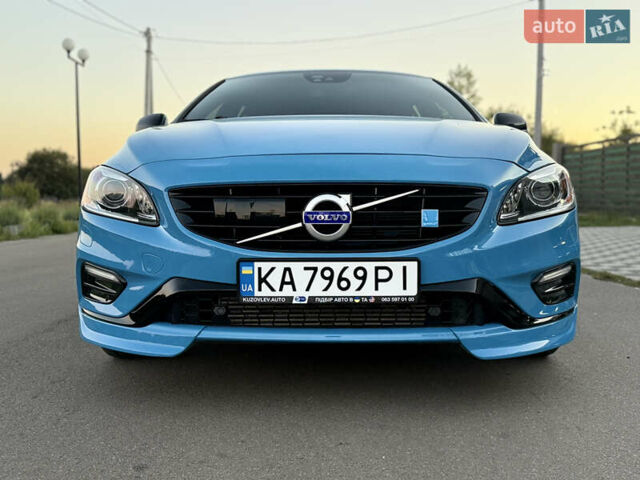 Синий Вольво B60, объемом двигателя 1.97 л и пробегом 106 тыс. км за 25700 $, фото 4 на Automoto.ua