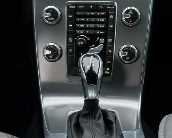 Синий Вольво B60, объемом двигателя 1.97 л и пробегом 226 тыс. км за 11999 $, фото 12 на Automoto.ua