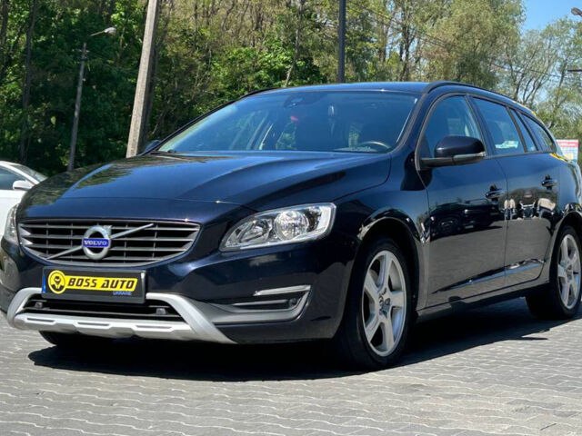 Синий Вольво B60, объемом двигателя 2 л и пробегом 210 тыс. км за 15500 $, фото 2 на Automoto.ua