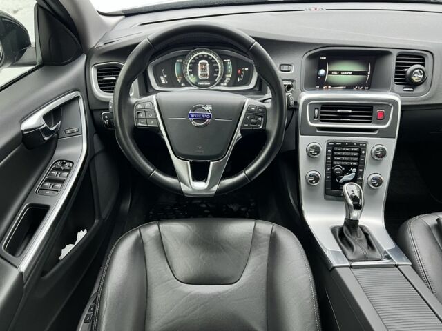 Синій Вольво B60, об'ємом двигуна 2 л та пробігом 210 тис. км за 17500 $, фото 8 на Automoto.ua