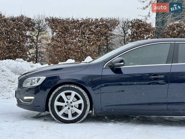 Синий Вольво B60, объемом двигателя 1.97 л и пробегом 210 тыс. км за 17500 $, фото 11 на Automoto.ua