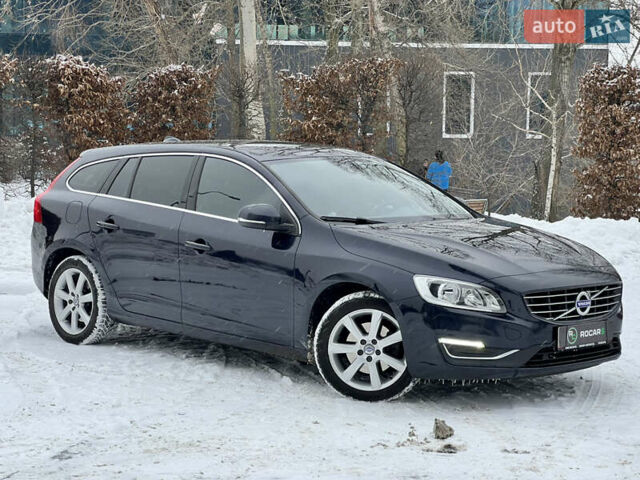 Синий Вольво B60, объемом двигателя 1.97 л и пробегом 210 тыс. км за 17500 $, фото 2 на Automoto.ua