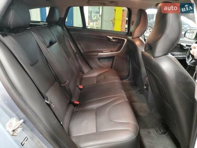 Синий Вольво B60, объемом двигателя 1.97 л и пробегом 67 тыс. км за 2200 $, фото 10 на Automoto.ua