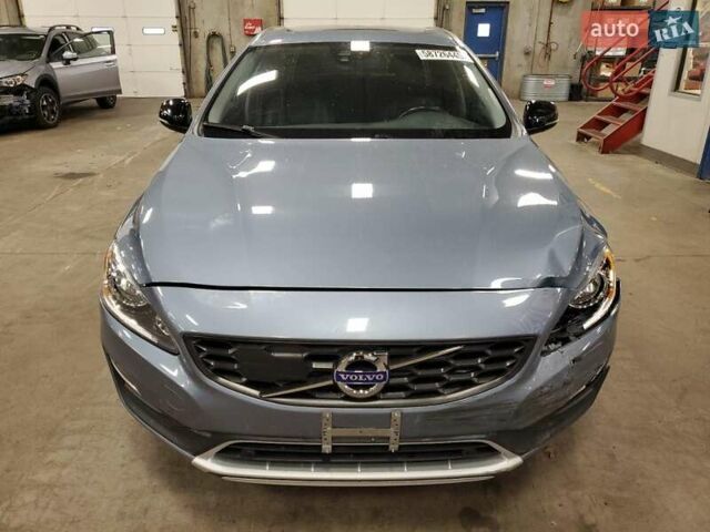 Синий Вольво B60, объемом двигателя 1.97 л и пробегом 67 тыс. км за 2200 $, фото 4 на Automoto.ua