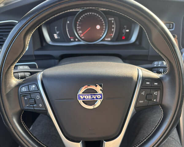 Синій Вольво B60, об'ємом двигуна 2 л та пробігом 231 тис. км за 14500 $, фото 15 на Automoto.ua