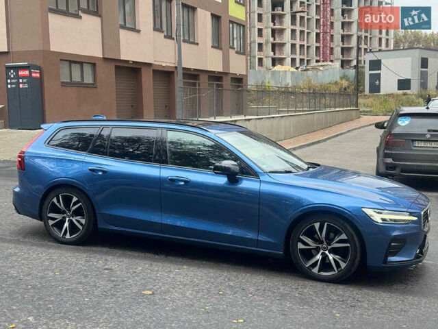 Вольво B60 2020 в Тернополе на Automoto.ua Синий Вольво B60, объемом двигателя 1.97 л и пробегом 223 тыс. км за 25000 $, фото 5 на Automoto.ua
