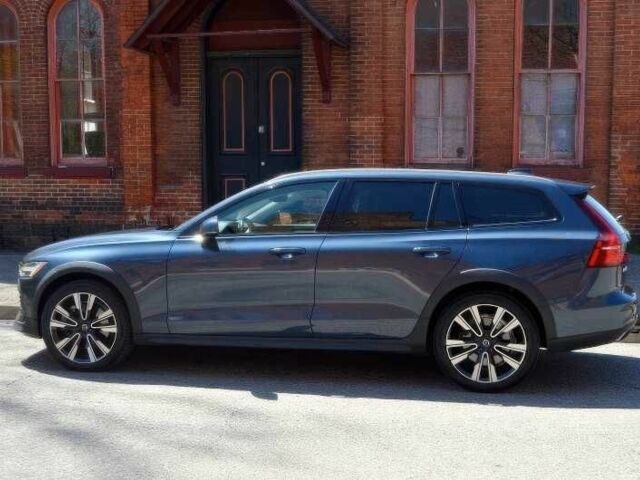 Синий Вольво B60, объемом двигателя 2 л и пробегом 45 тыс. км за 11000 $, фото 10 на Automoto.ua