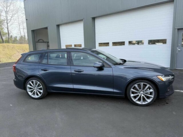 Синій Вольво B60, об'ємом двигуна 2 л та пробігом 47 тис. км за 9500 $, фото 3 на Automoto.ua