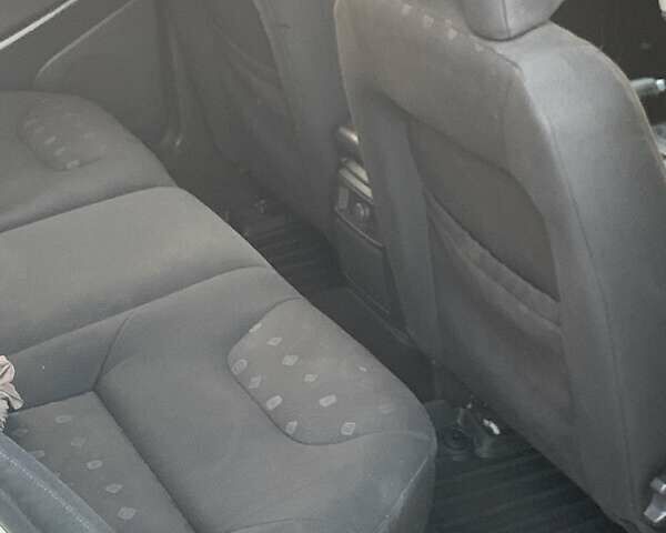 Белый Вольво В70, объемом двигателя 2 л и пробегом 417 тыс. км за 4800 $, фото 11 на Automoto.ua