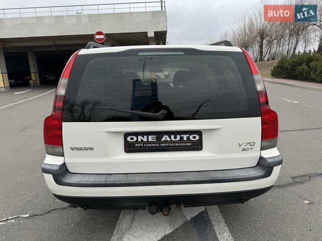 Білий Вольво V70, об'ємом двигуна 2 л та пробігом 410 тис. км за 5490 $, фото 8 на Automoto.ua