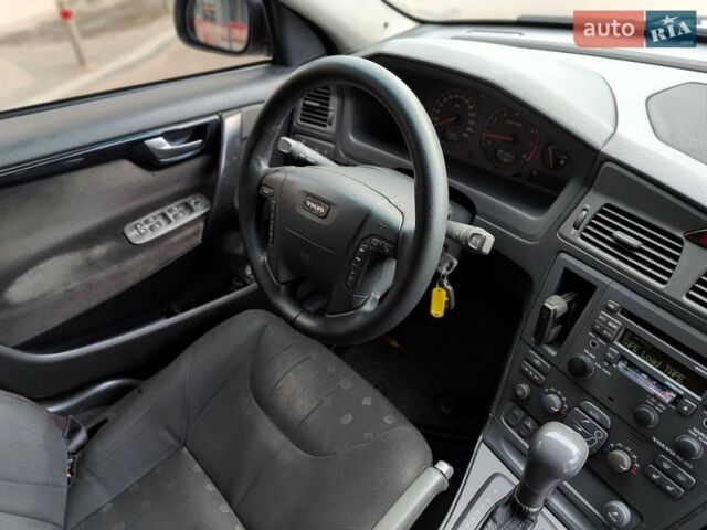 Білий Вольво V70, об'ємом двигуна 2 л та пробігом 417 тис. км за 3990 $, фото 46 на Automoto.ua