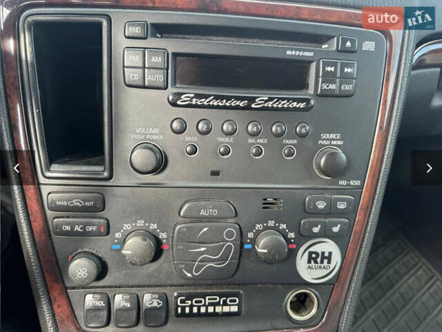 Білий Вольво V70, об'ємом двигуна 2.44 л та пробігом 312 тис. км за 6499 $, фото 15 на Automoto.ua