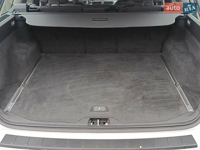 Білий Вольво V70, об'ємом двигуна 1.6 л та пробігом 245 тис. км за 7499 $, фото 17 на Automoto.ua