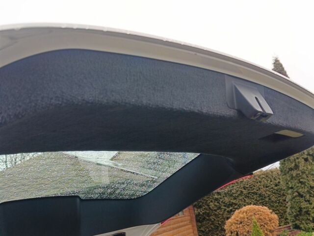 Белый Вольво В70, объемом двигателя 1.6 л и пробегом 245 тыс. км за 7499 $, фото 22 на Automoto.ua