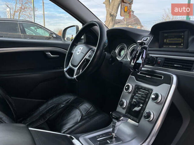 Белый Вольво В70, объемом двигателя 1.56 л и пробегом 273 тыс. км за 8500 $, фото 20 на Automoto.ua