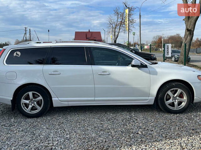 Белый Вольво В70, объемом двигателя 1.56 л и пробегом 273 тыс. км за 8500 $, фото 7 на Automoto.ua