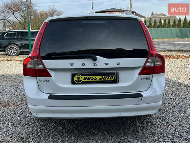 Белый Вольво В70, объемом двигателя 1.56 л и пробегом 273 тыс. км за 8500 $, фото 5 на Automoto.ua