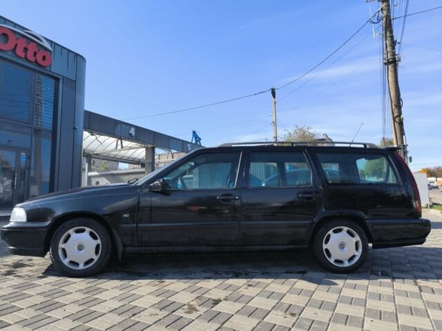 Вольво В70 1999 в Хмельницком на Automoto.ua Черный Вольво В70, объемом двигателя 2.5 л и пробегом 419 тыс. км за 3200 $, фото 3 на Automoto.ua