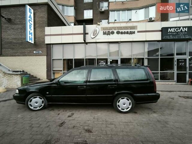 Чорний Вольво V70, об'ємом двигуна 2.46 л та пробігом 418 тис. км за 3100 $, фото 2 на Automoto.ua