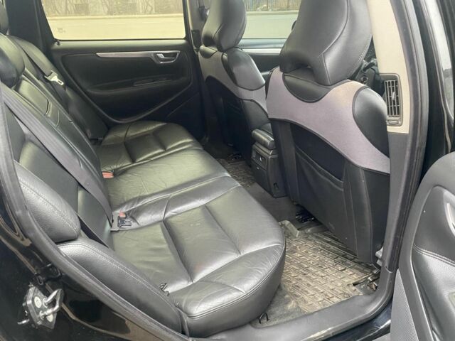 Чорний Вольво V70, об'ємом двигуна 2.4 л та пробігом 250 тис. км за 5000 $, фото 5 на Automoto.ua