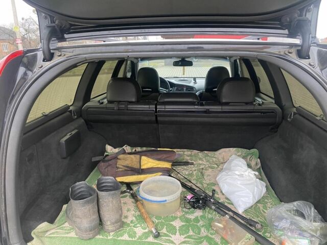 Чорний Вольво V70, об'ємом двигуна 2.4 л та пробігом 250 тис. км за 5000 $, фото 6 на Automoto.ua