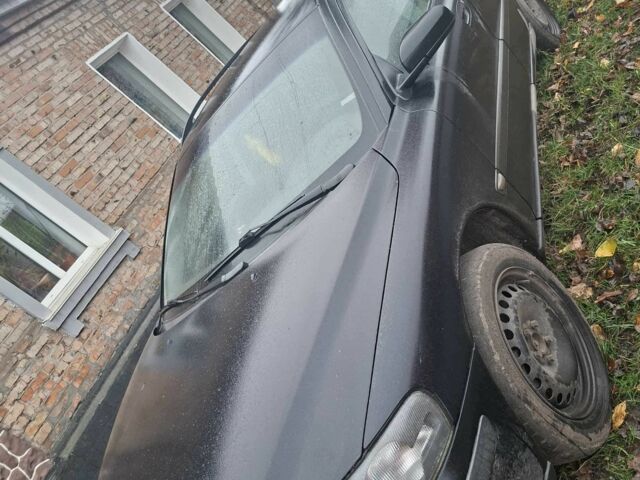 Черный Вольво В70, объемом двигателя 2.4 л и пробегом 380 тыс. км за 2700 $, фото 3 на Automoto.ua