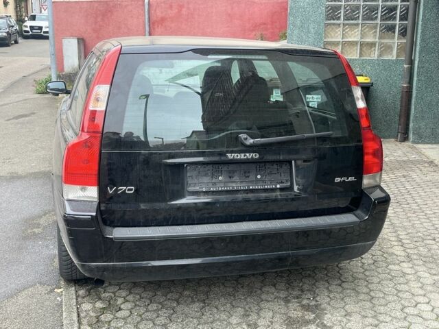 Черный Вольво В70, объемом двигателя 0 л и пробегом 310 тыс. км за 874 $, фото 3 на Automoto.ua