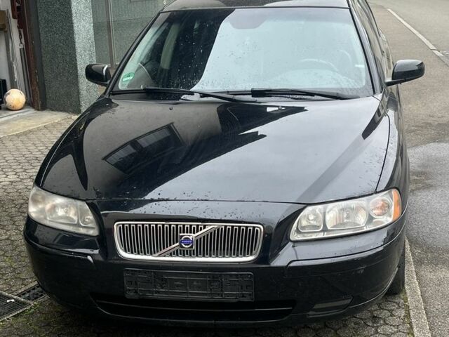 Черный Вольво В70, объемом двигателя 0 л и пробегом 310 тыс. км за 874 $, фото 12 на Automoto.ua