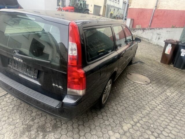 Черный Вольво В70, объемом двигателя 0 л и пробегом 310 тыс. км за 874 $, фото 4 на Automoto.ua