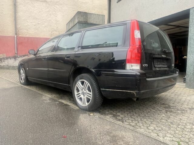 Черный Вольво В70, объемом двигателя 0 л и пробегом 310 тыс. км за 874 $, фото 2 на Automoto.ua