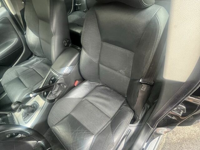 Черный Вольво В70, объемом двигателя 0 л и пробегом 310 тыс. км за 874 $, фото 10 на Automoto.ua