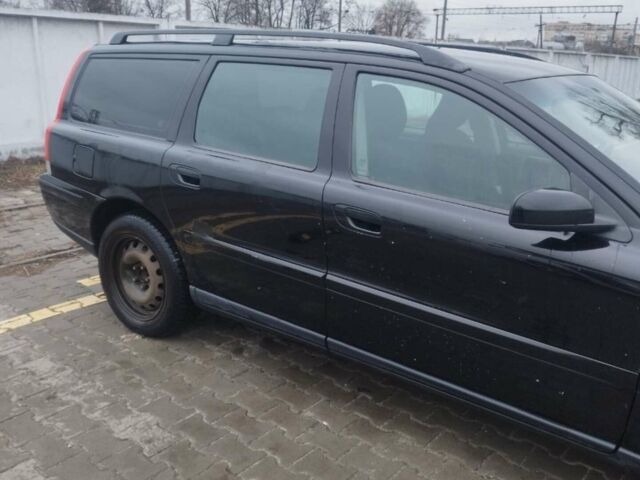 Чорний Вольво V70, об'ємом двигуна 2.4 л та пробігом 450 тис. км за 4100 $, фото 6 на Automoto.ua