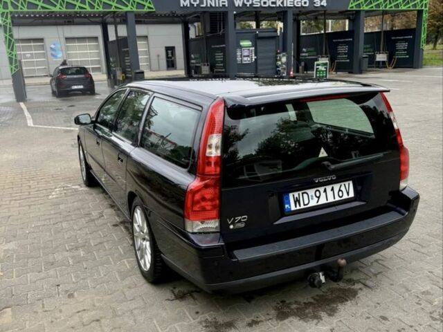 Чорний Вольво V70, об'ємом двигуна 2.4 л та пробігом 403 тис. км за 2600 $, фото 2 на Automoto.ua